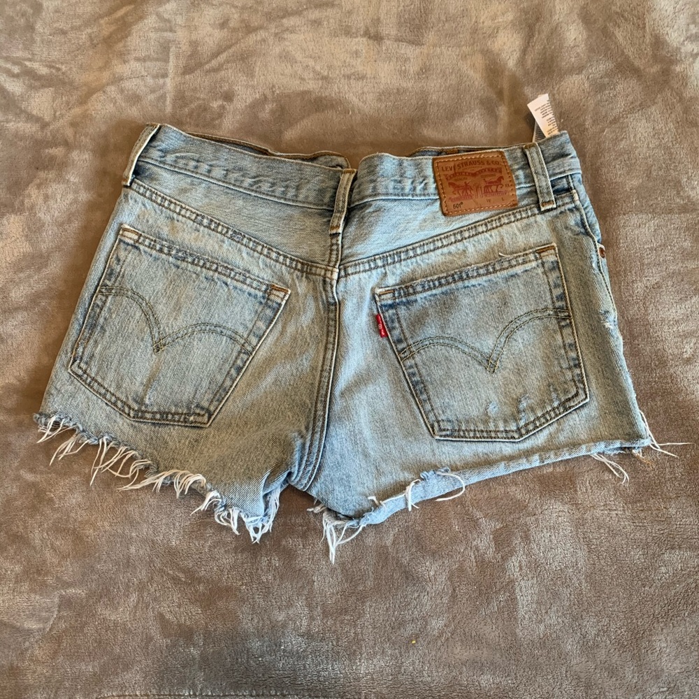 Levi’s shorts, like new!